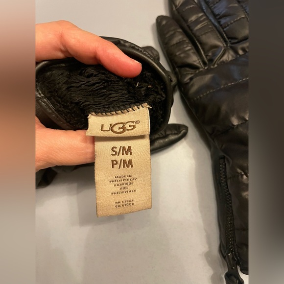 Ugg gloves - Picture 4 of 6
